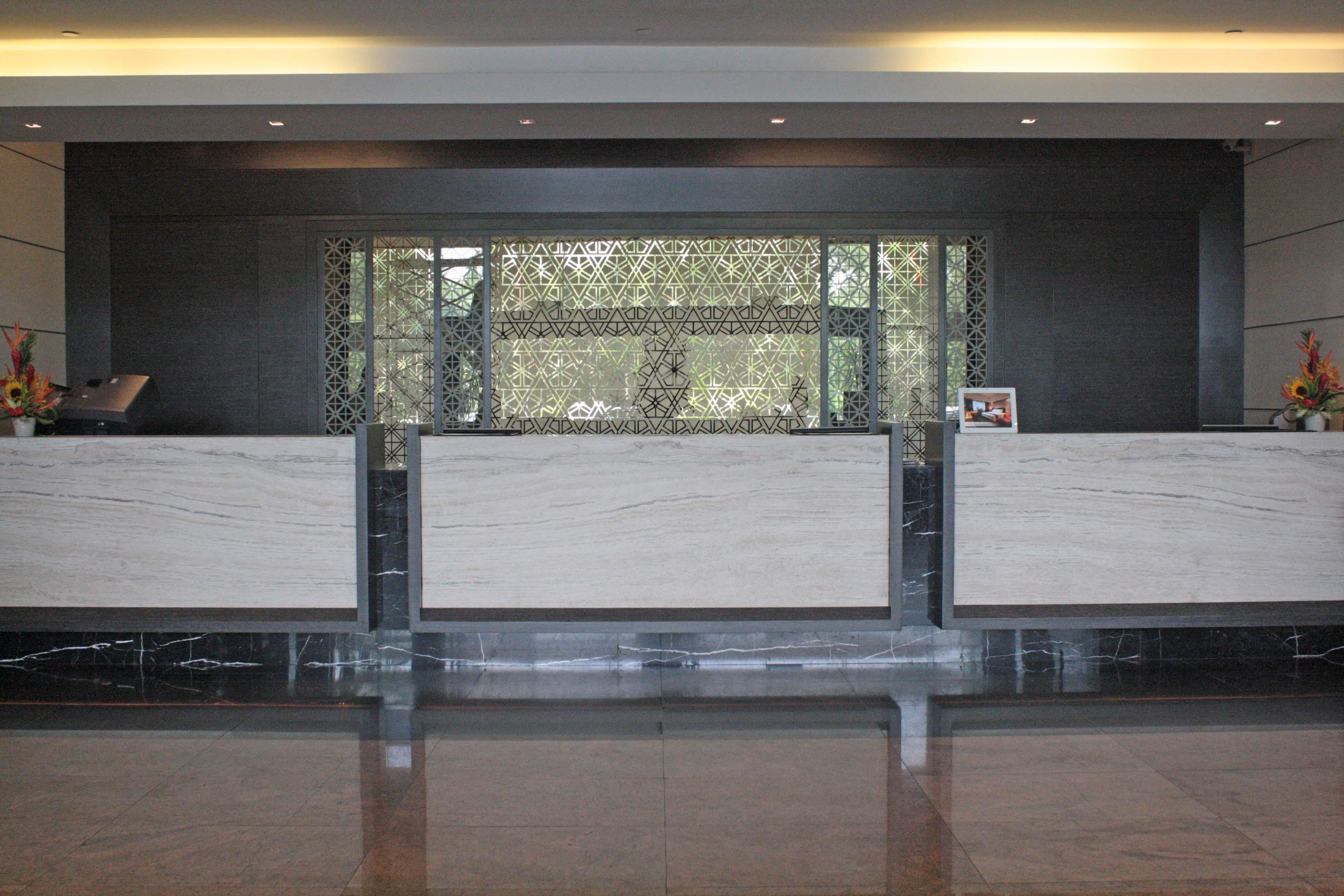 Concorde Hotel 4*